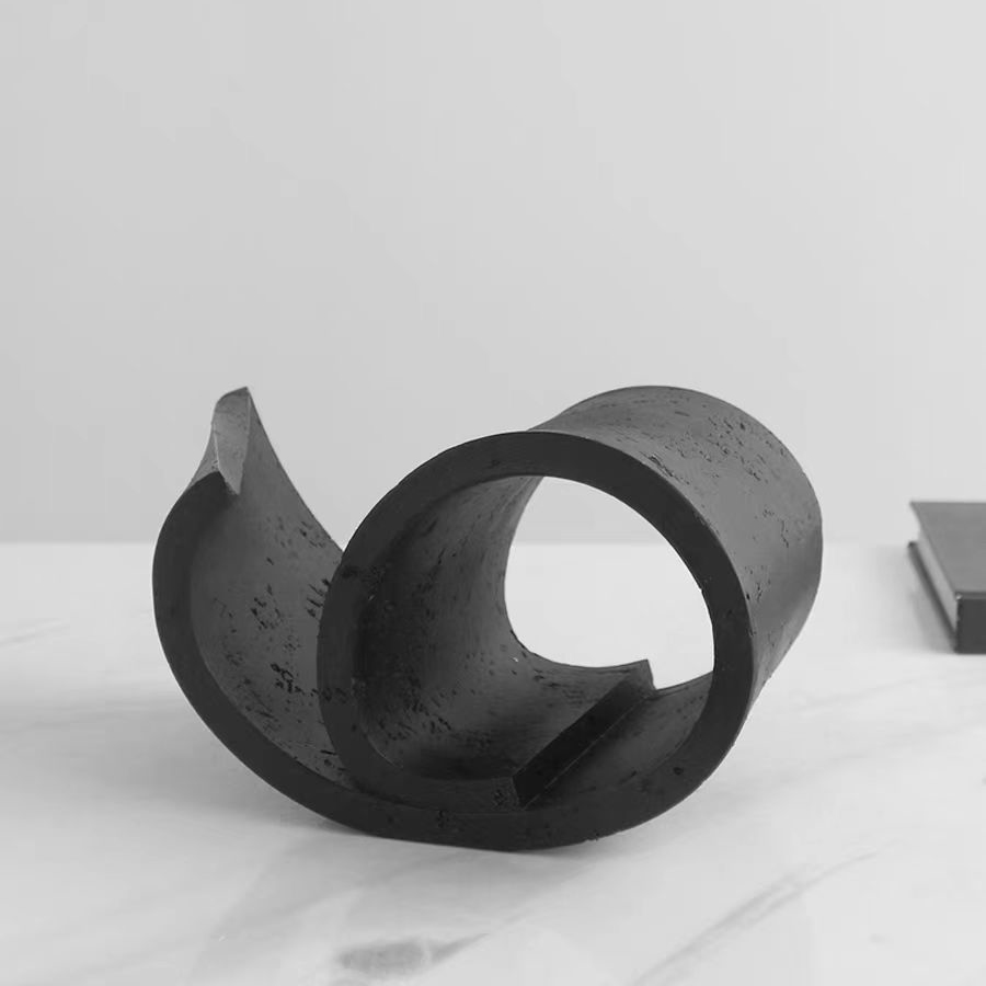 Art Craft Hotel - モダンラグジュアリーレジンブラック不規則アートホームデコレーションテーブルトップルームクリエイティブジオメトリッククラフトオリジナルデザインホテルパーティーオーナメント
