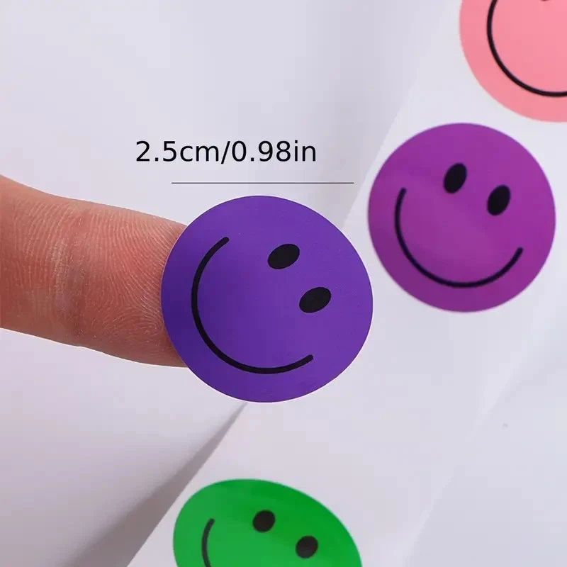 500枚/ロール カラフルな顔のステッカー エモジご褒美ステ - Art Craft Journal のレビューと価格